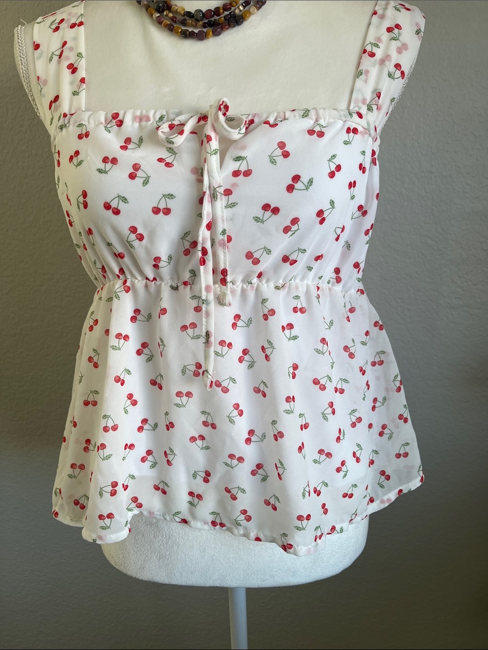 White Cherry-Print Sleeveless Tie-Front Camisole